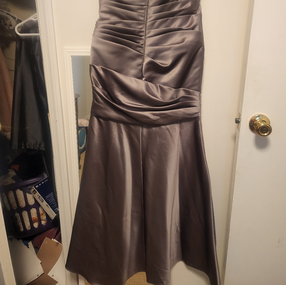 Dress - Picture 2 of 2